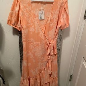 LC Lauren Conrad Floral Puff Sleeve Smocked Midi  Dress